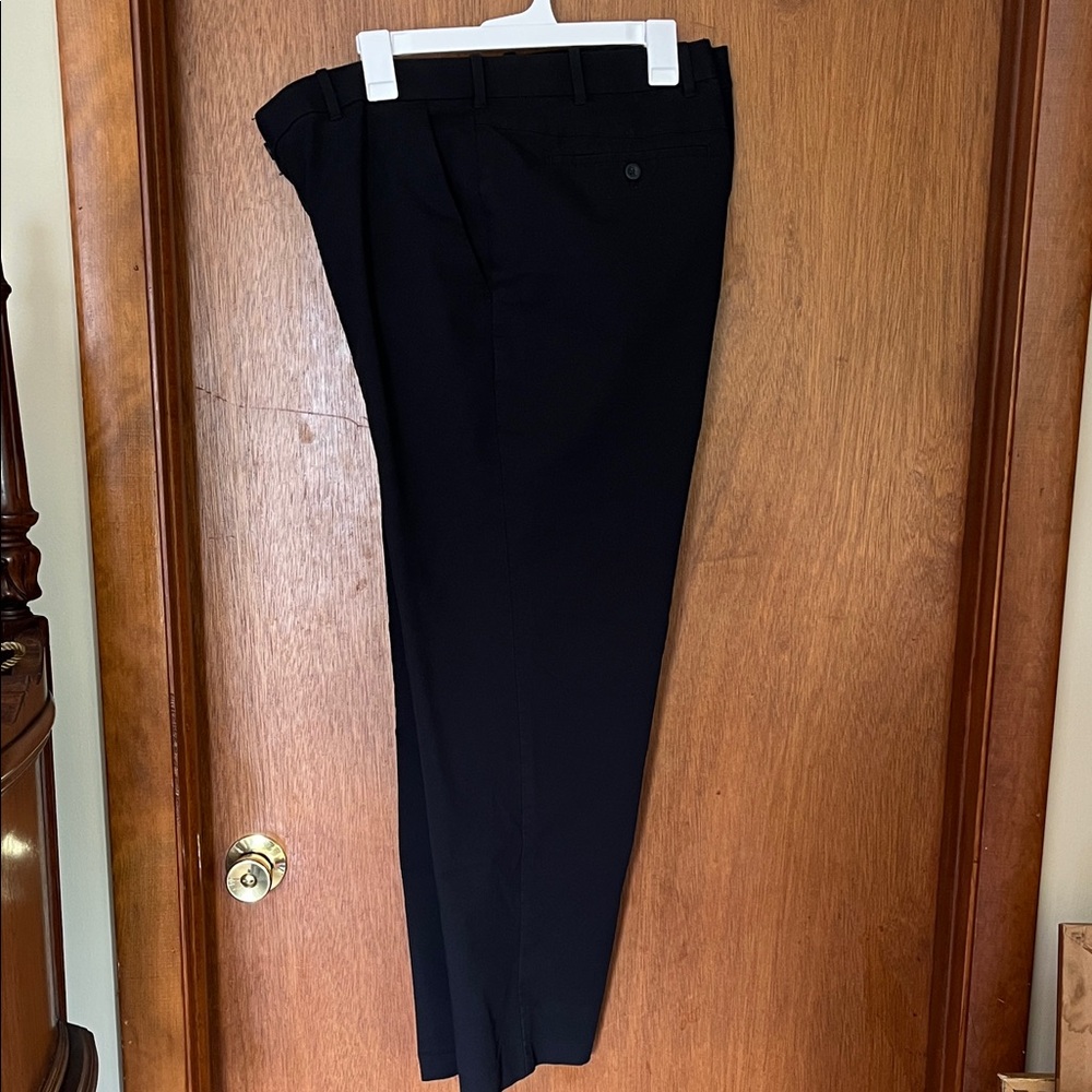 Izod Black Stretch Dress Pants 42 x 30